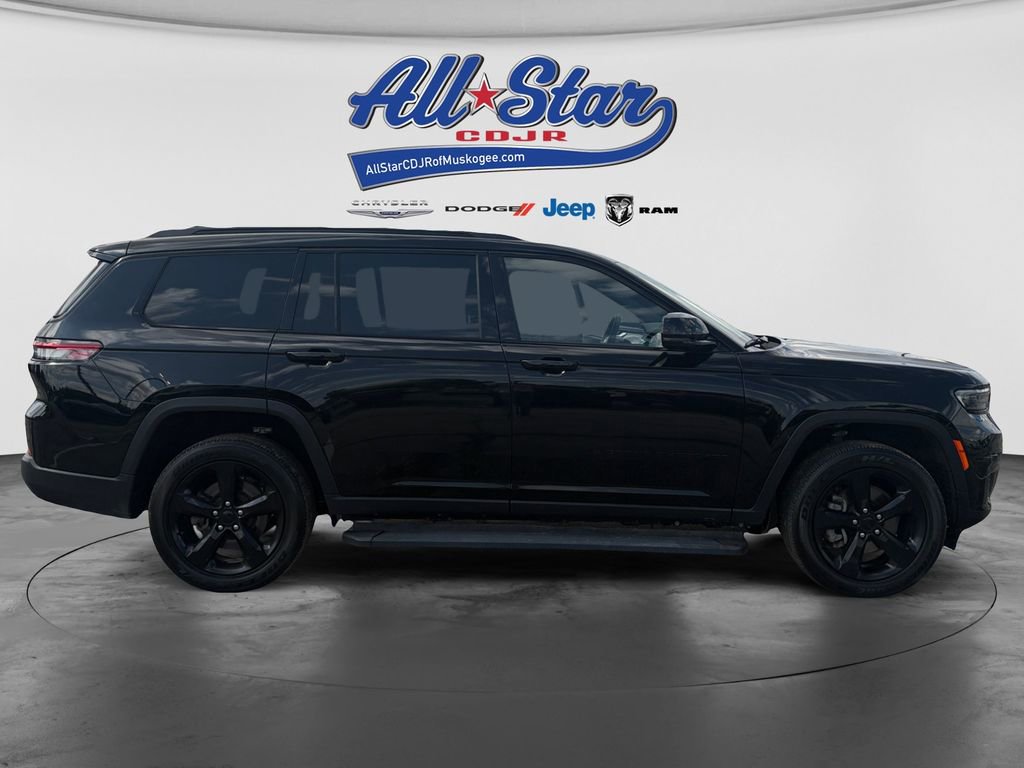 Used 2023 Jeep Grand Cherokee L Laredo AWD/4WD image 25