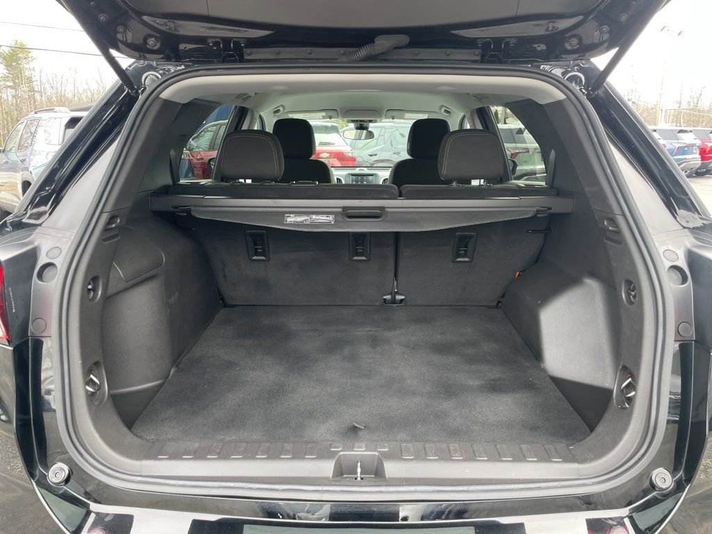 Used 2024 Chevrolet Equinox LS image 31