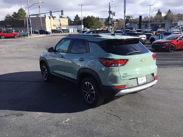 New 2025 Chevrolet TrailBlazer LT w/ LT Cold Weather Package AWD/4WD image 6