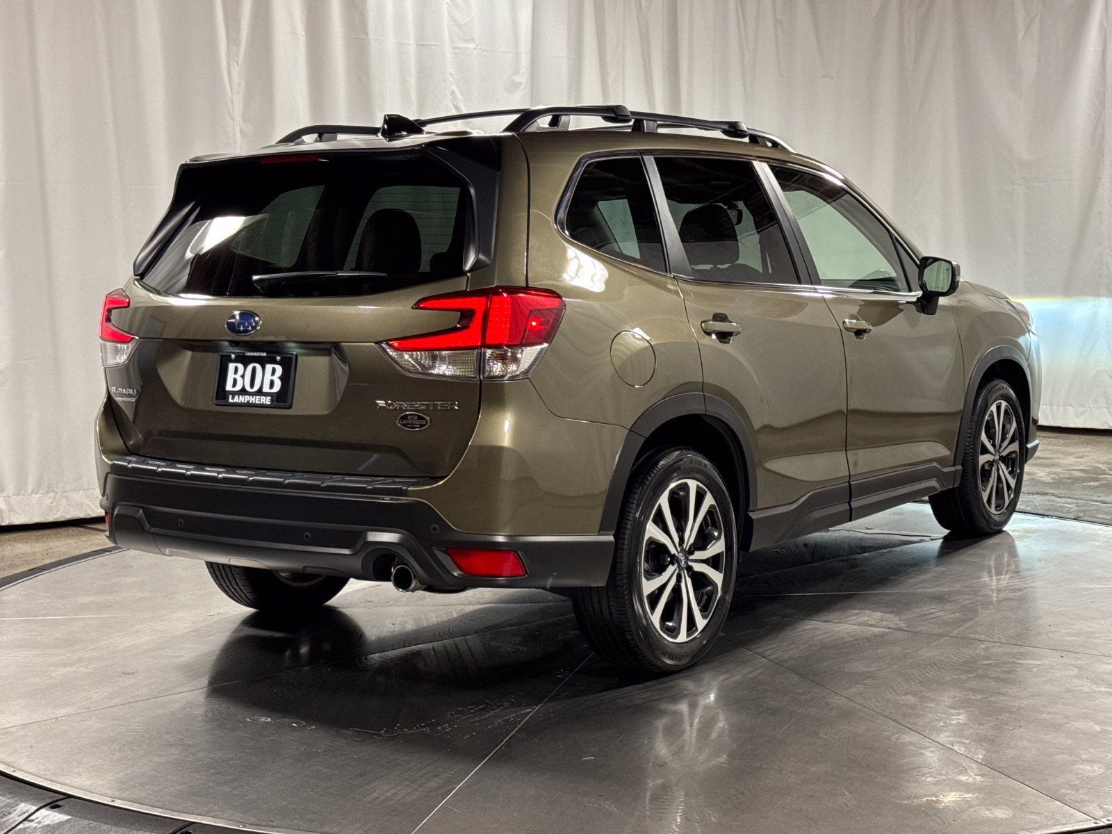 Used 2024 Subaru Forester Limited w/ Convenience Package AWD/4WD image 10