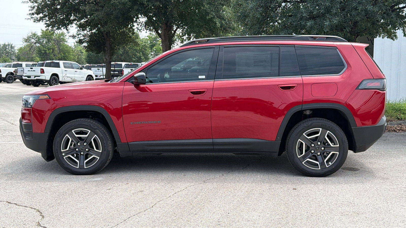 New 2026 Jeep Cherokee Laredo AWD/4WD image 8