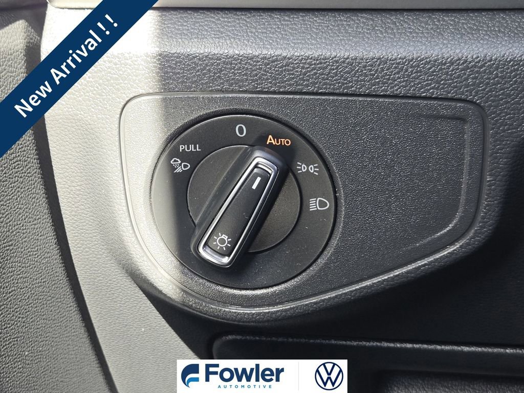 Used 2022 Volkswagen Atlas Cross Sport SE image 24