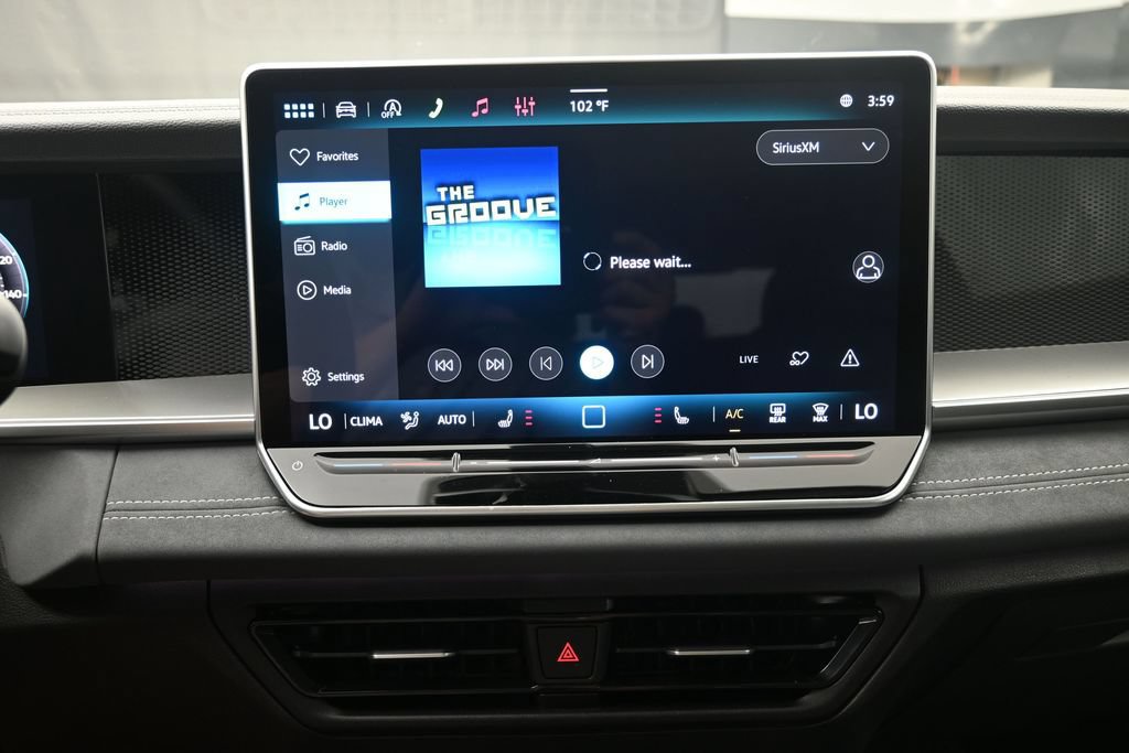 New 2026 Volkswagen Tiguan SE FWD image 11