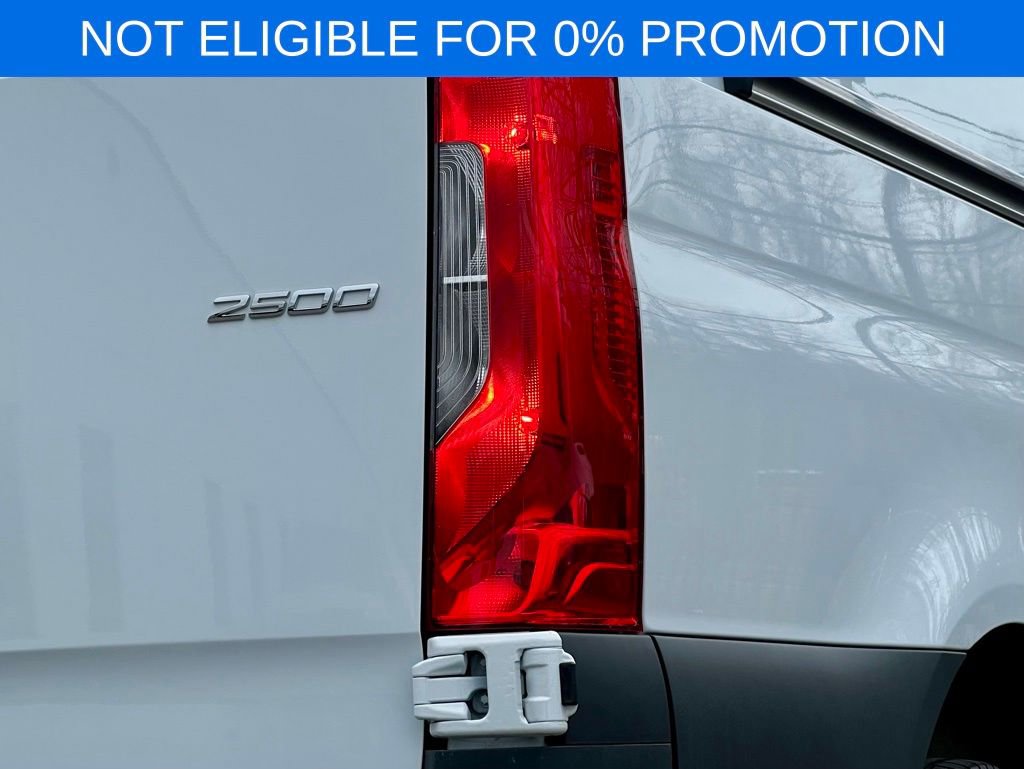 Used 2025 Mercedes-Benz Sprinter 2500 image 19