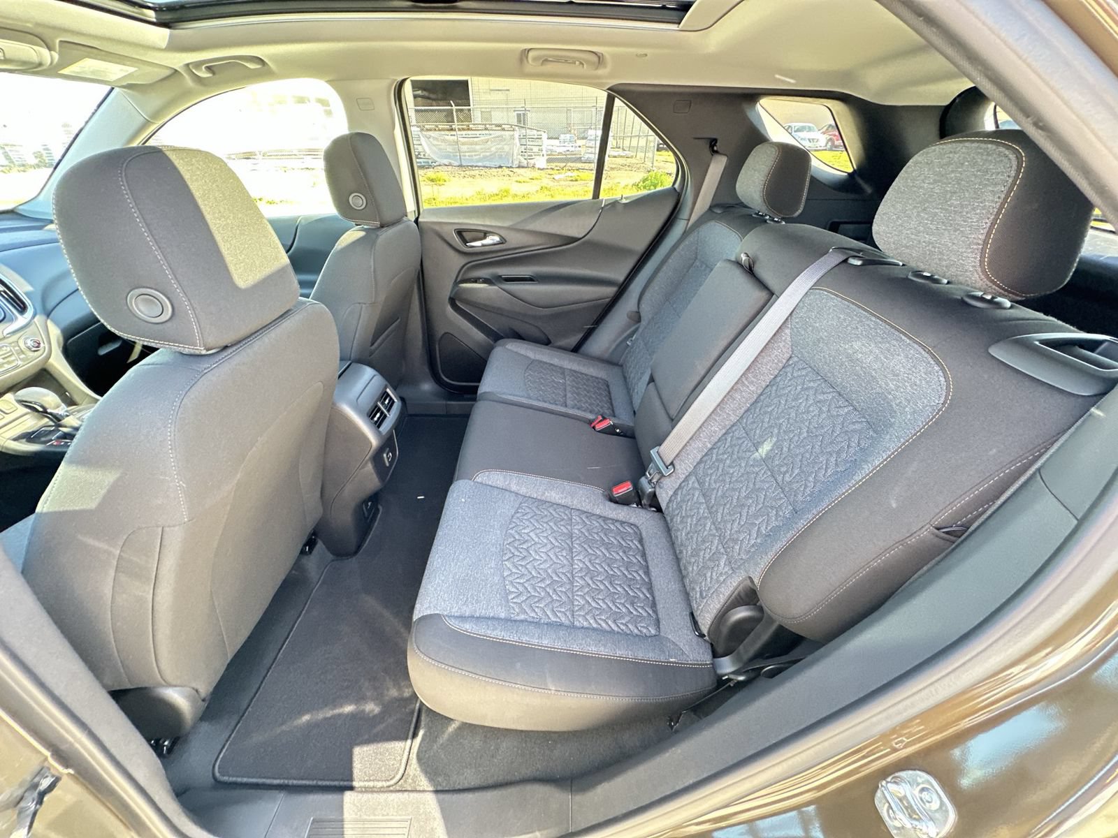 Used 2024 Chevrolet Equinox LT AWD/4WD image 24