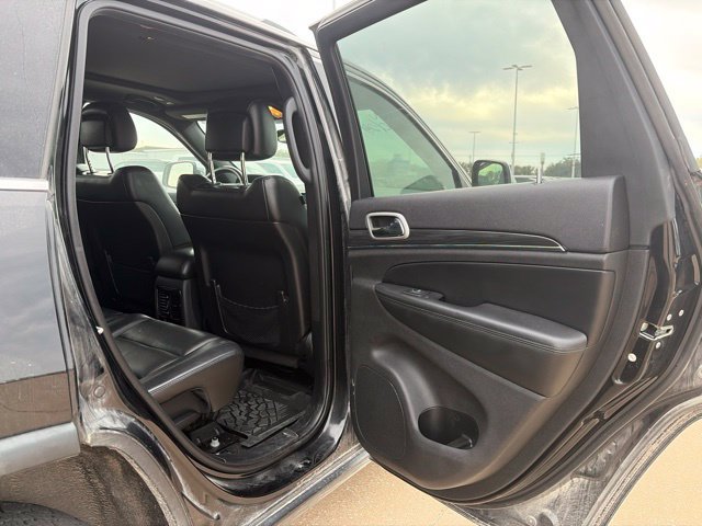 Used 2019 Jeep Grand Cherokee Limited w/ Luxury Group II AWD/4WD image 19