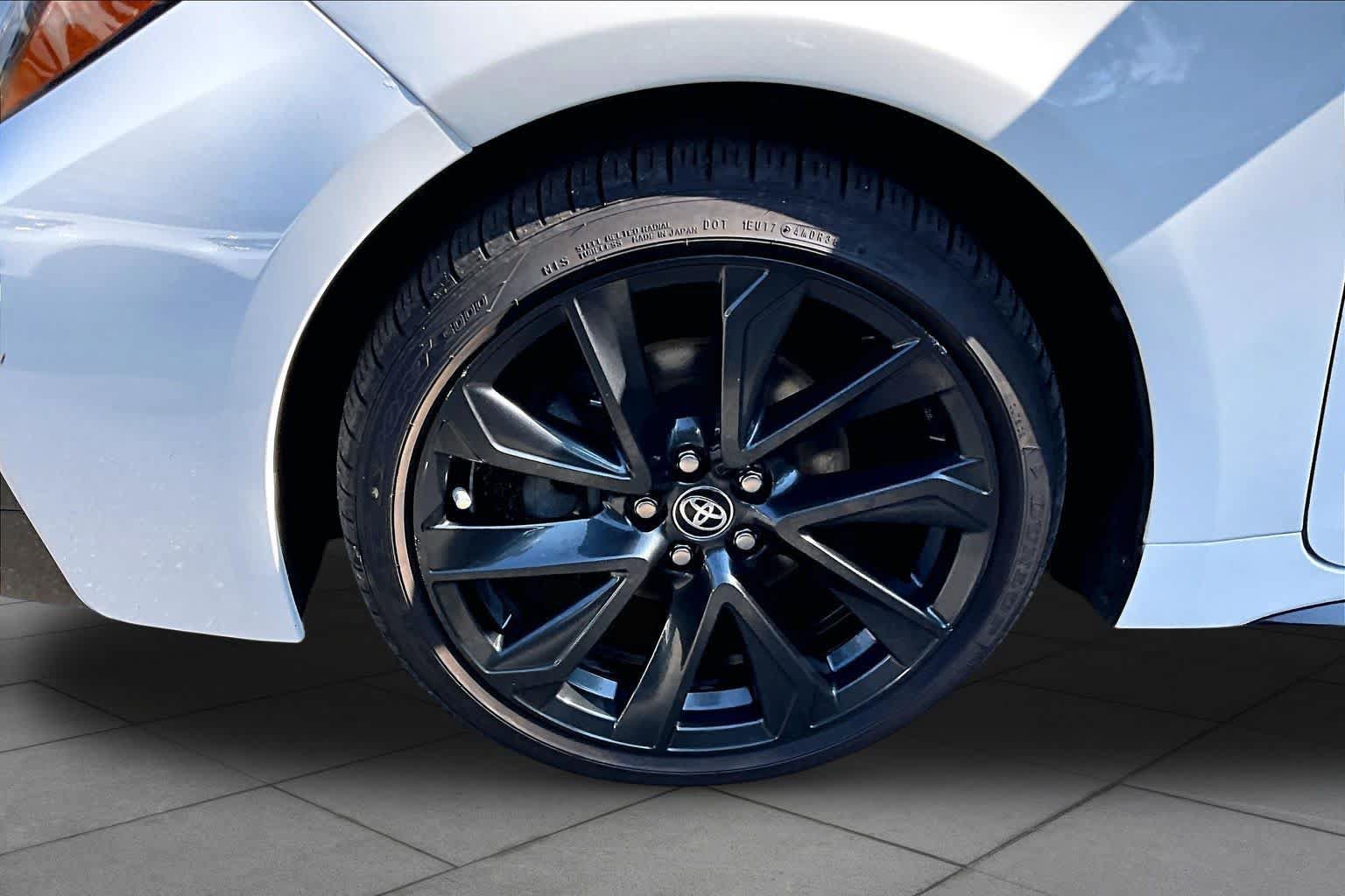 Certified 2024 Toyota Corolla SE w/ SE Premium Package FWD image 11