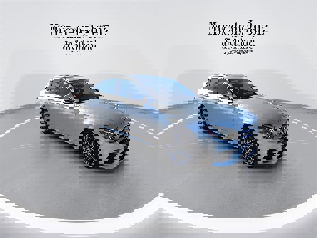 Used 2019 Mercedes-Benz E 450 4MATIC Sedan image 2