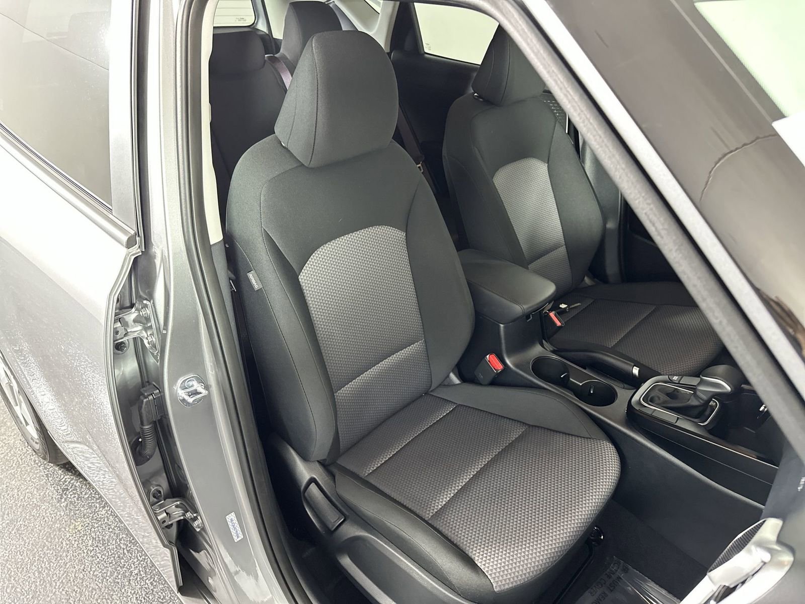 Used 2025 Kia Soul S FWD image 27