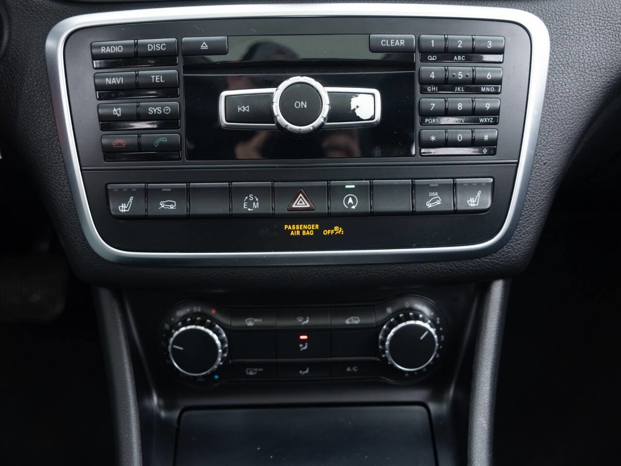 Used 2015 Mercedes-Benz GLA 250 4MATIC image 35