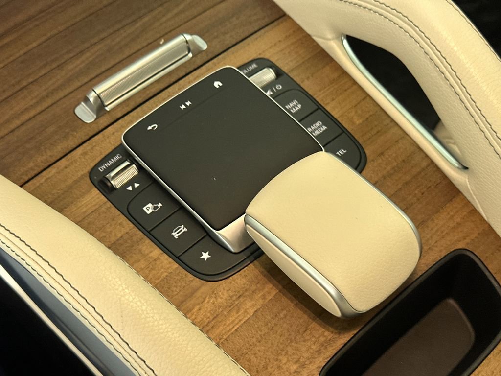 Certified 2024 Mercedes-Benz GLE 450 4MATIC image 33