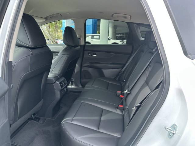 Used 2025 Nissan Murano SV AWD/4WD image 27