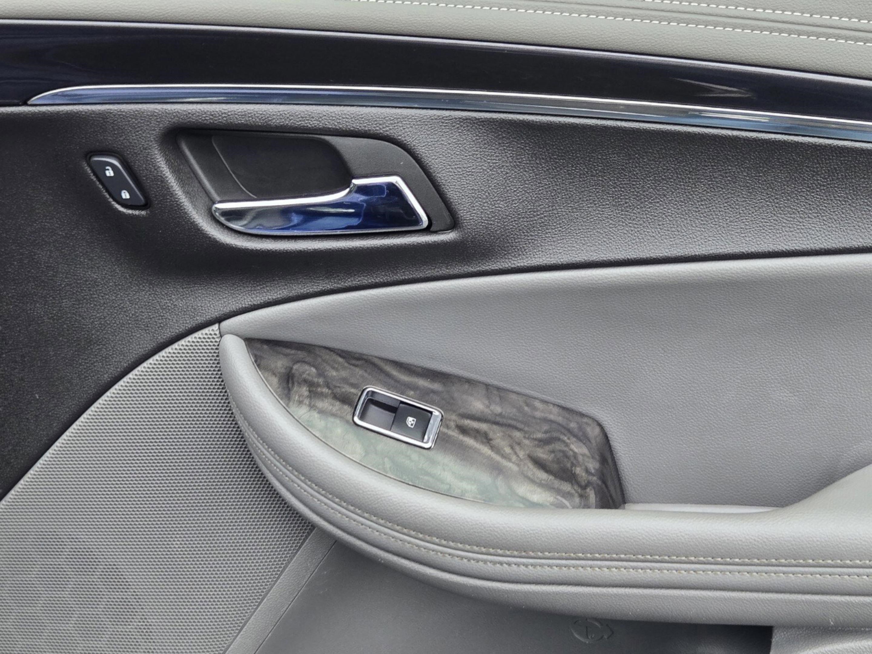 Used 2014 Chevrolet Impala LTZ image 25