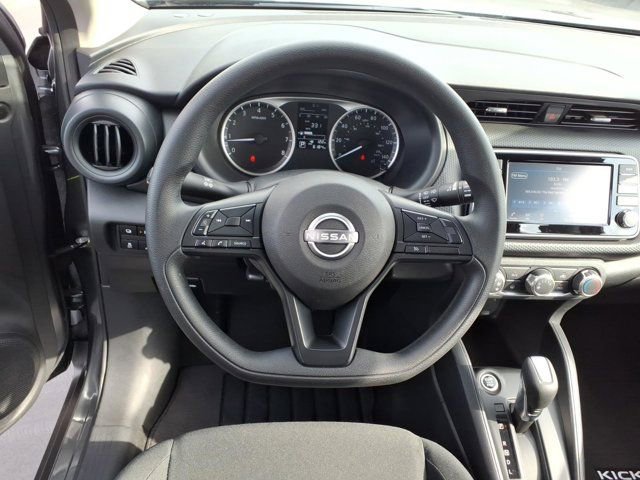 Used 2025 Nissan Kicks Play S FWD image 7