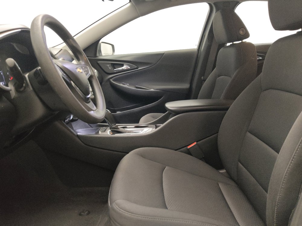 Used 2020 Chevrolet Malibu LS FWD image 17