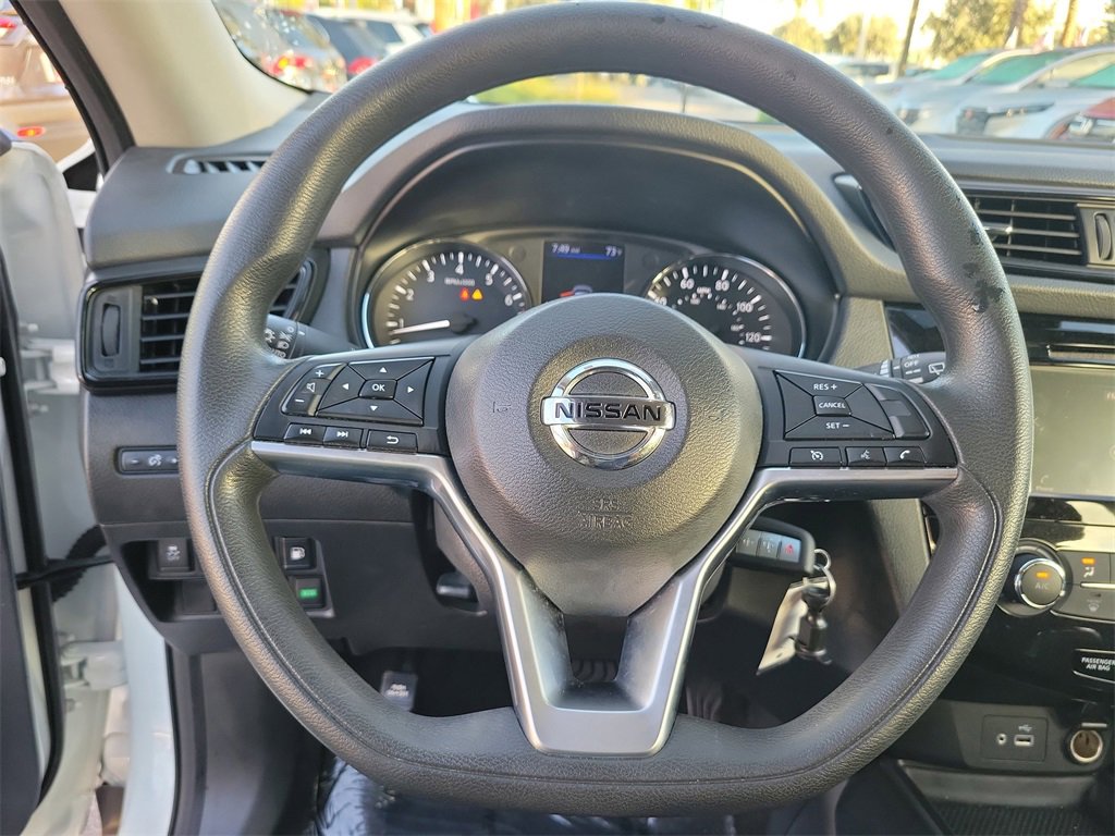 Certified 2020 Nissan Rogue S image 17
