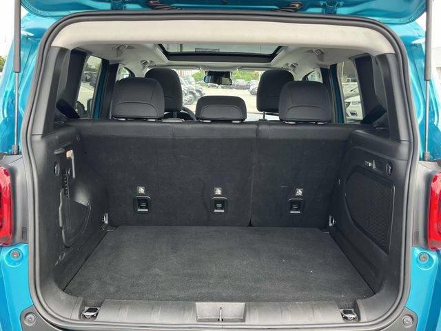 Used 2021 Jeep Renegade Latitude w/ Luxury Group I FWD image 20