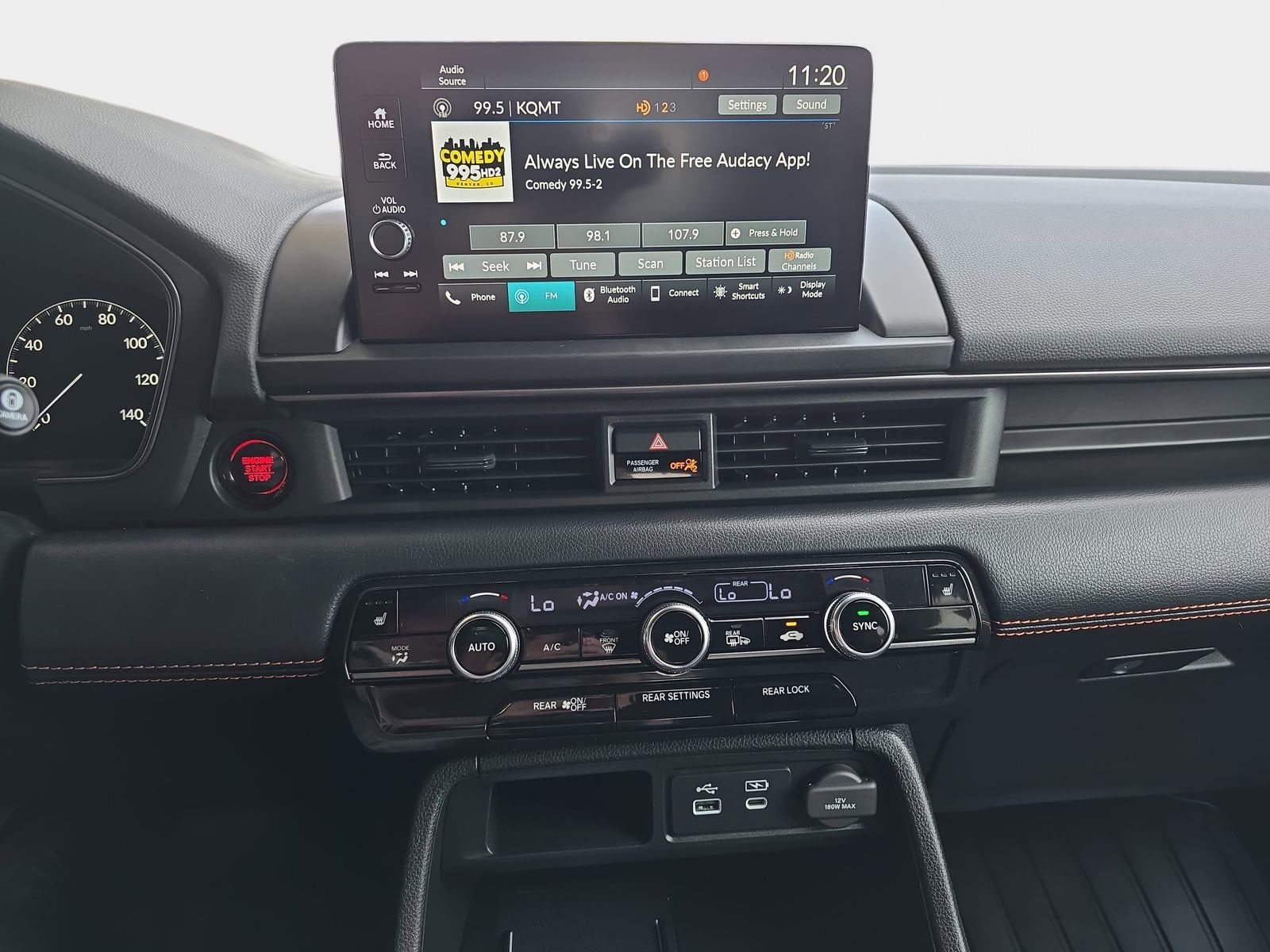 Certified 2025 Honda Pilot TrailSport image 24