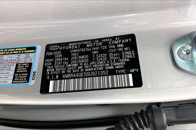 Used 2025 Hyundai Palisade SEL FWD image 33