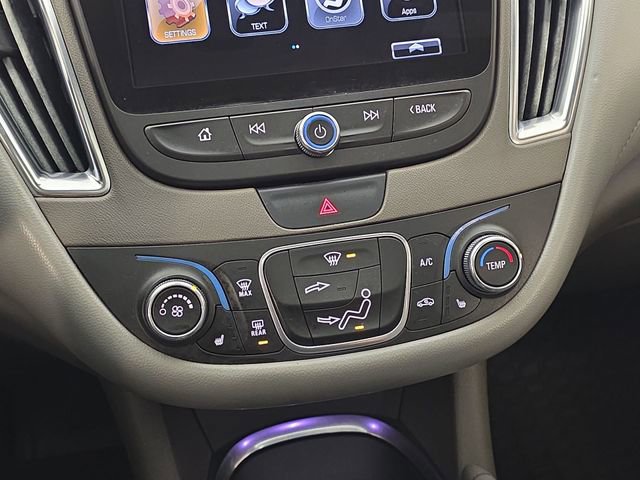 Used 2018 Chevrolet Malibu LT w/ Leather Package image 24