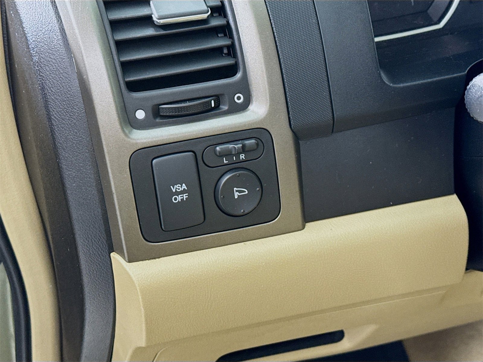 Used 2007 Honda CR-V EX image 8