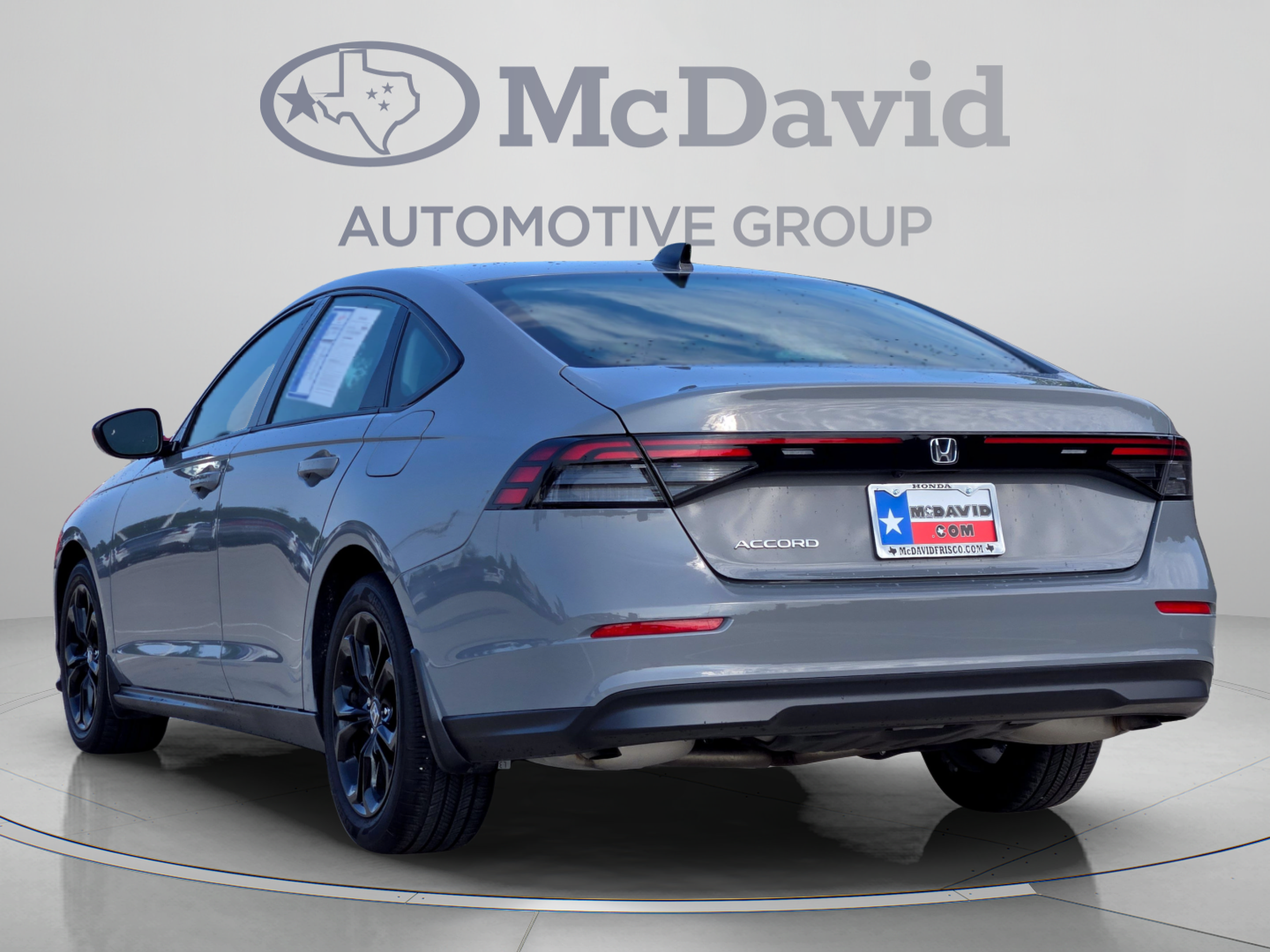 Used 2025 Honda Accord SE image 4