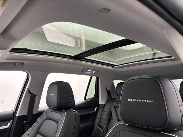 New 2026 GMC Terrain Denali AWD/4WD image 4