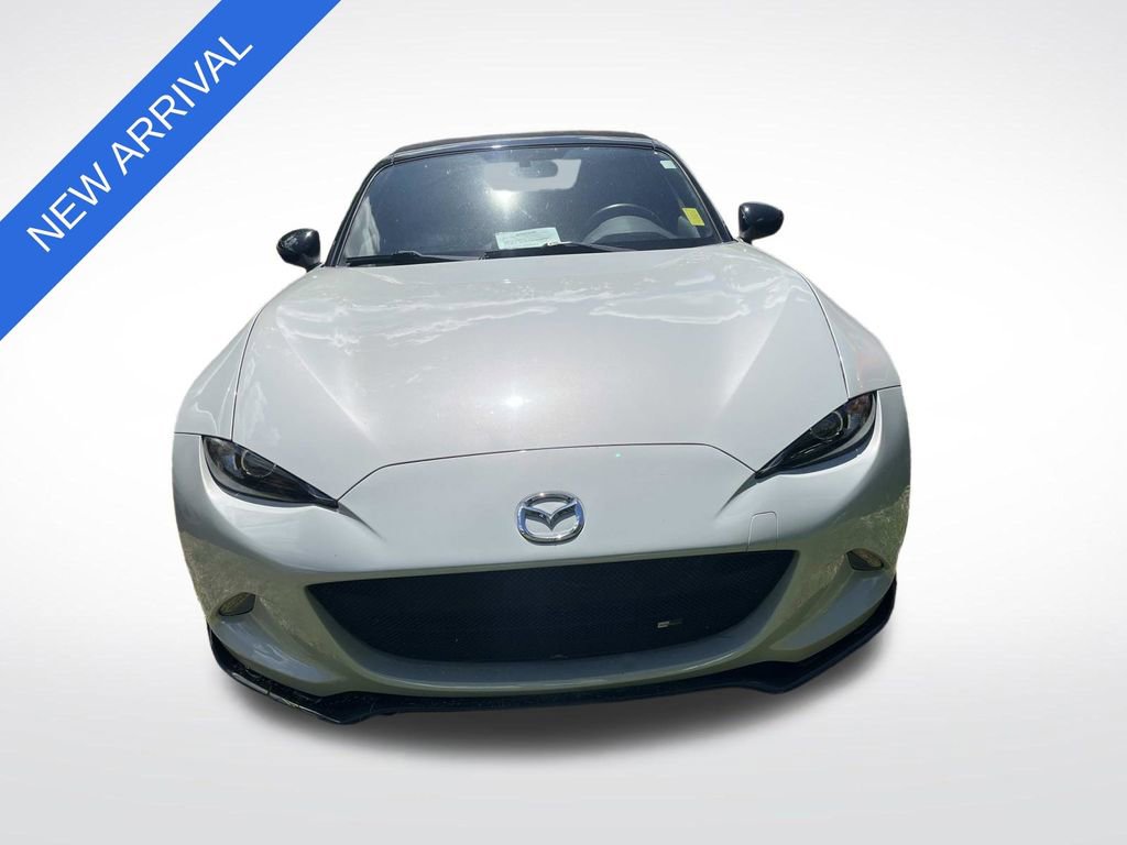 Used 2016 MAZDA MX-5 Miata Club w/ Brembo/BBS Package RWD image 6