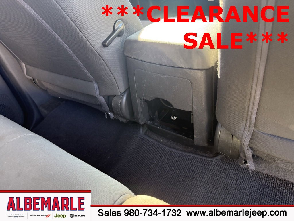 Used 2015 Nissan Xterra S image 33