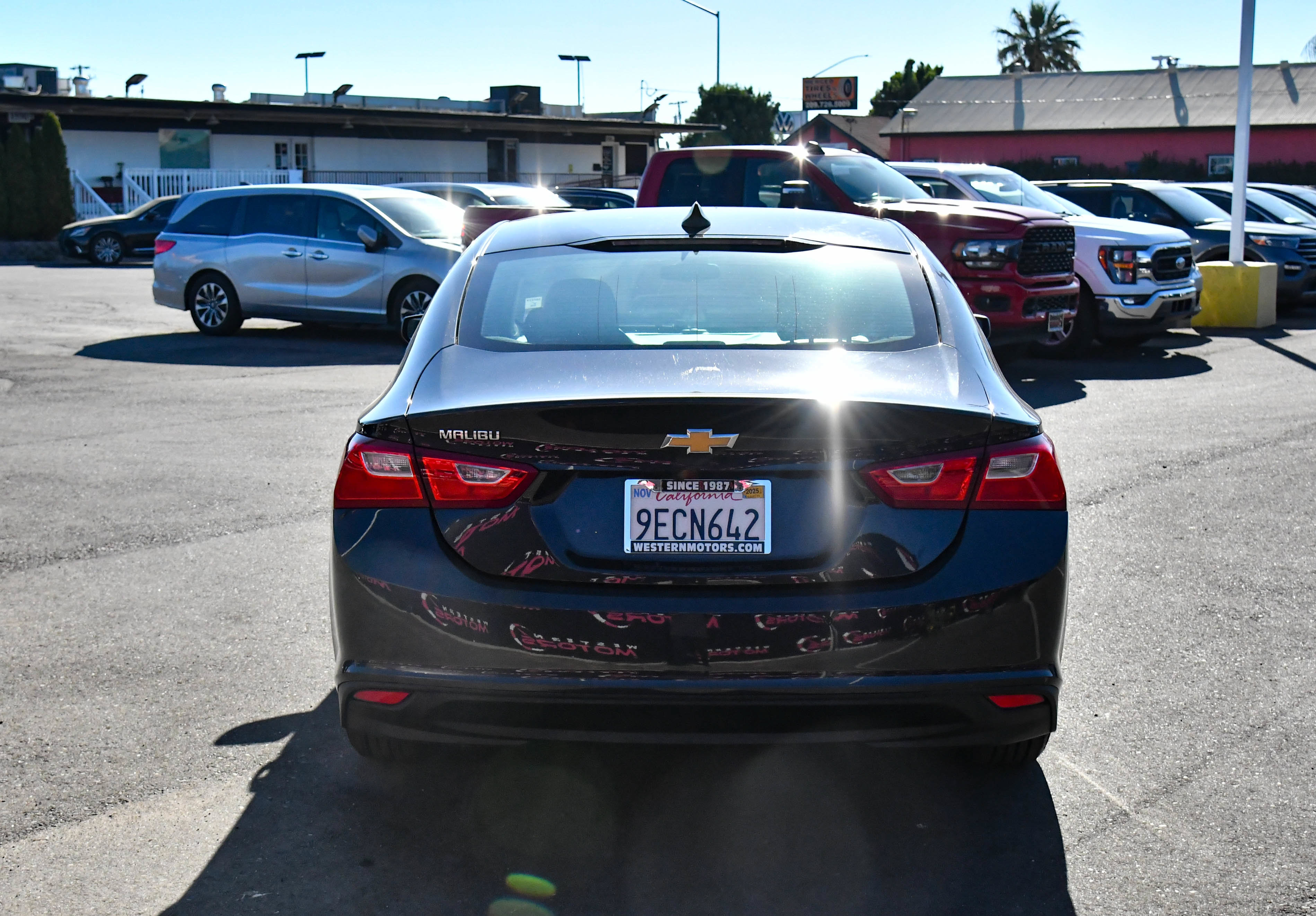 Used 2022 Chevrolet Malibu LS FWD image 7