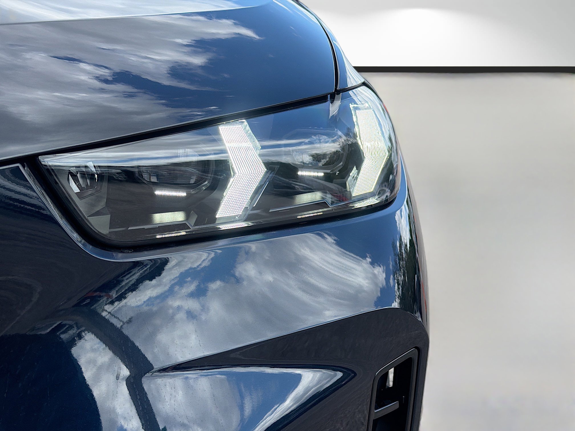 New 2026 BMW X5 xDrive40i w/ Executive Package image 9