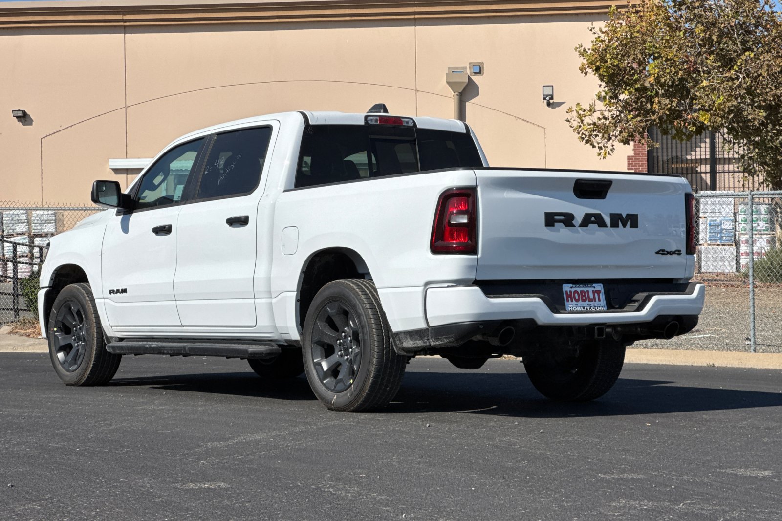 New 2027 RAM 1500 Express AWD/4WD image 5