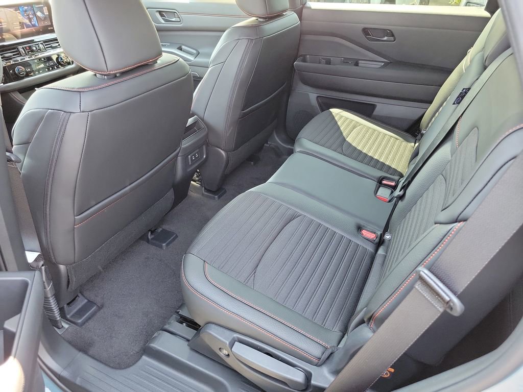 New 2026 Nissan Pathfinder Rock Creek AWD/4WD image 13