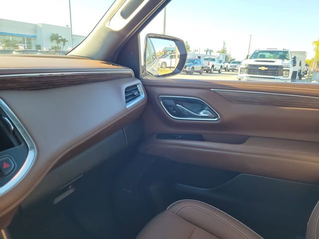 Certified 2024 Chevrolet Suburban High Country w/ Premium Package 2 image 27