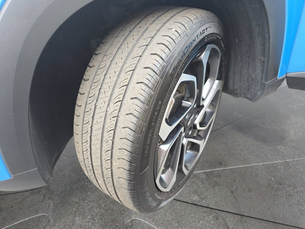 Used 2025 Chevrolet Trax RS w/ Driver Confidence Package FWD image 31