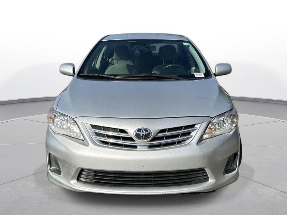 Used 2013 Toyota Corolla LE video 3