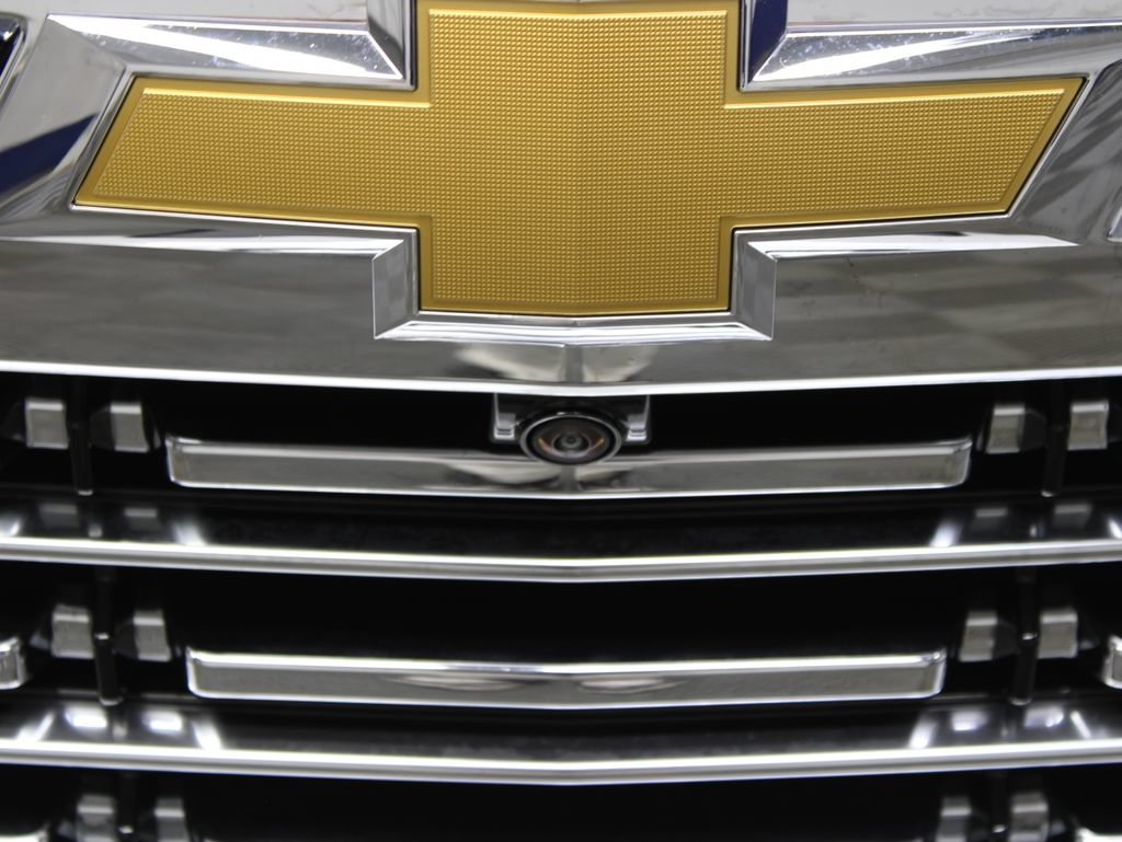 Used 2024 Chevrolet Suburban Premier AWD/4WD image 59