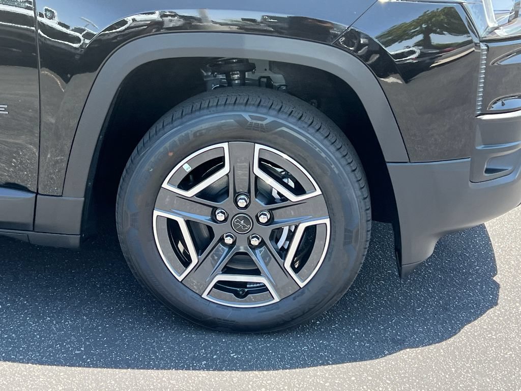 New 2026 Jeep Cherokee Laredo AWD/4WD image 11