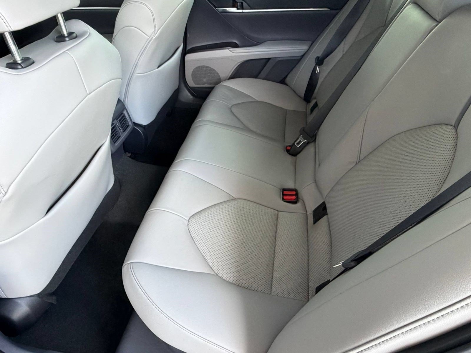 Used 2023 Toyota Camry XLE FWD image 20