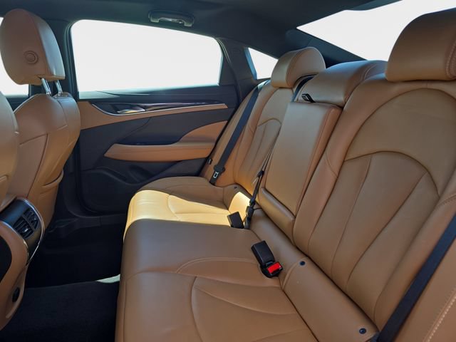 Used 2017 Buick LaCrosse Essence FWD image 16