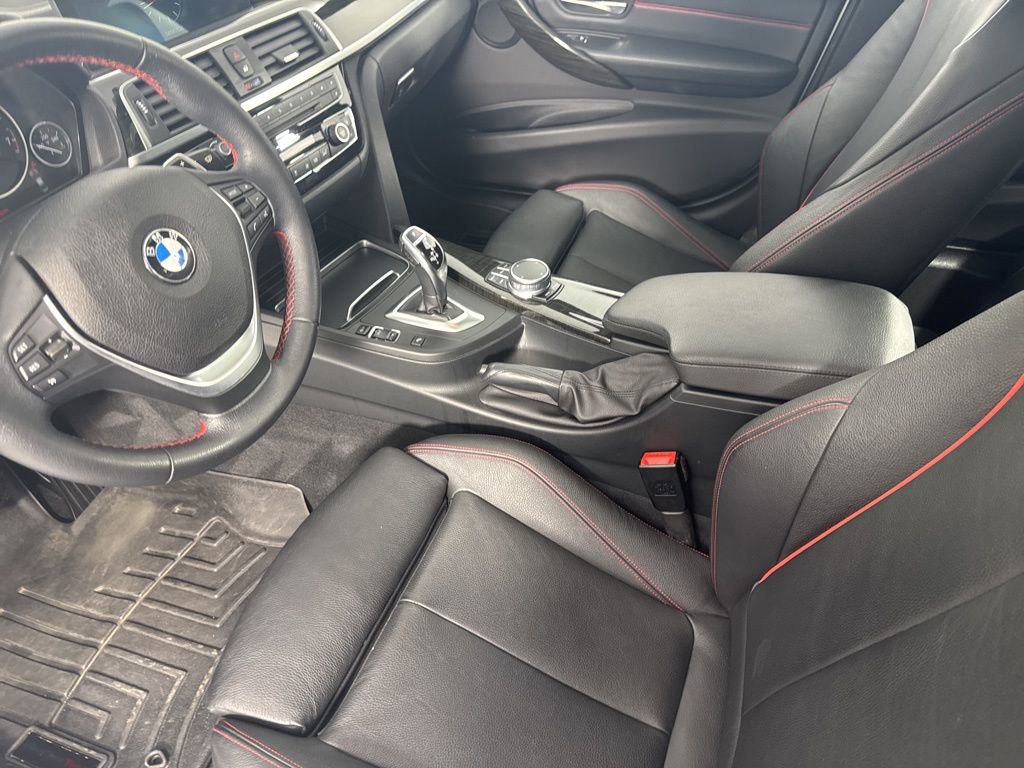 Used 2017 BMW 330i xDrive Sedan image 14