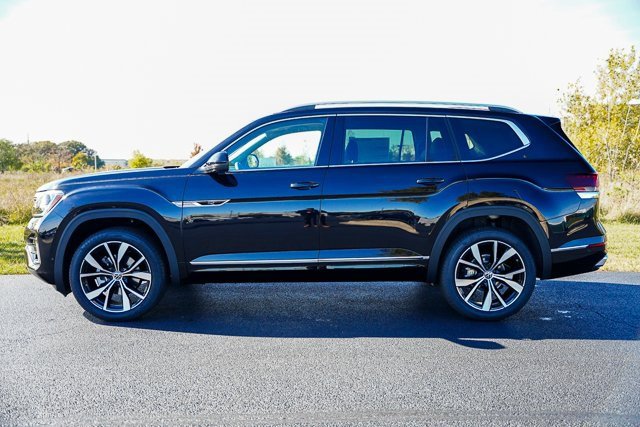 New 2026 Volkswagen Atlas SEL Premium R-Line image 30