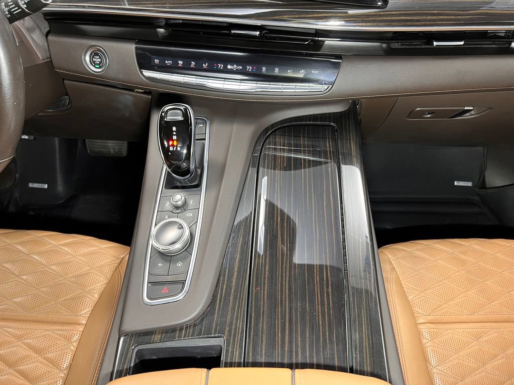 Used 2021 Cadillac Escalade ESV Premium Luxury w/ Driver Assist Tech Package AWD/4WD image 12
