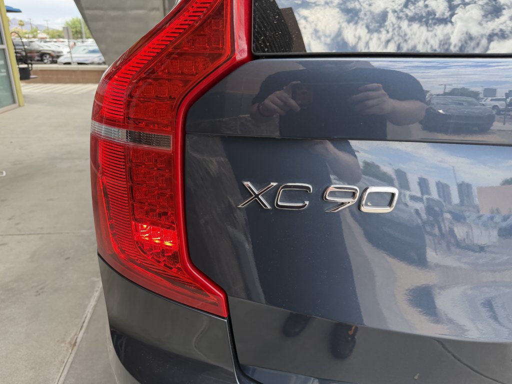 Used 2024 Volvo XC90 B6 Ultimate w/ Lounge Package AWD/4WD image 14