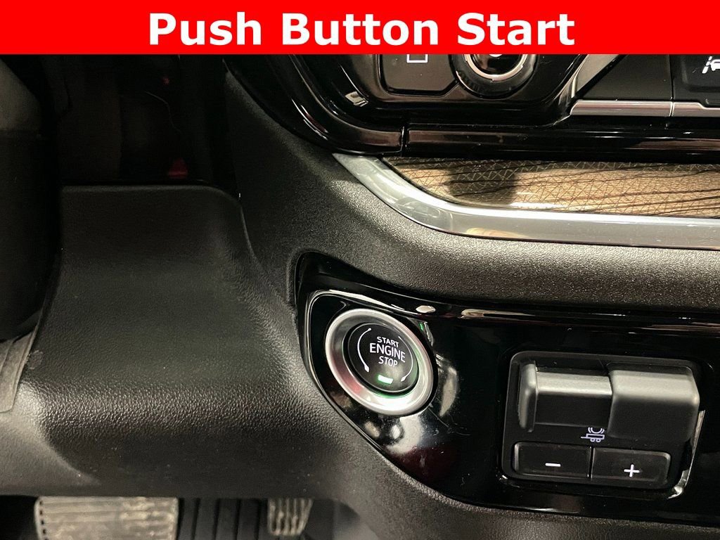 Used 2025 Chevrolet Silverado 1500 RST w/ Convenience Package II image 6