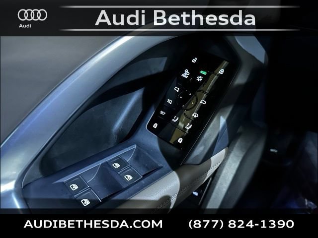 Certified 2025 Audi Q5 Premium Plus w/ Premium Plus AWD/4WD image 15