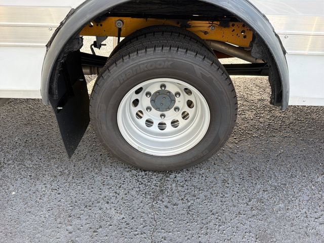 Used 2026 Ford Transit 350 RWD image 33