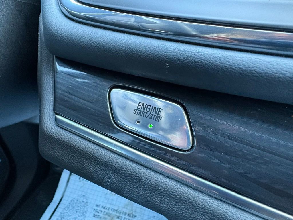 Used 2024 Buick Enclave Premium image 37