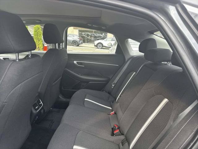 Certified 2023 Hyundai Sonata SEL w/ Convenience Package FWD image 12