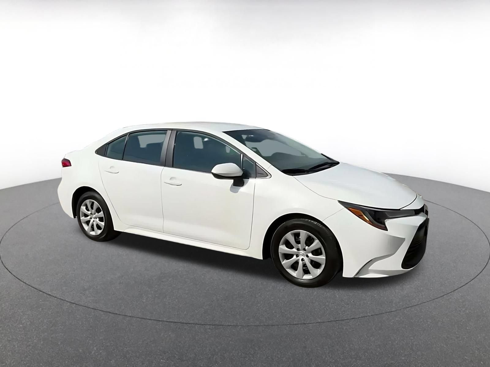Used 2025 Toyota Corolla LE FWD video 2
